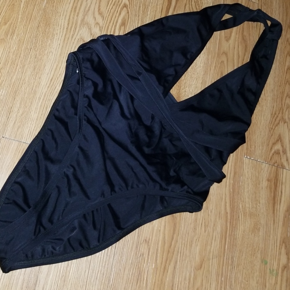 Bathing suit
